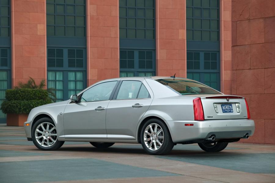  Cadillac STS 2005 года  (фото 54 из 95)